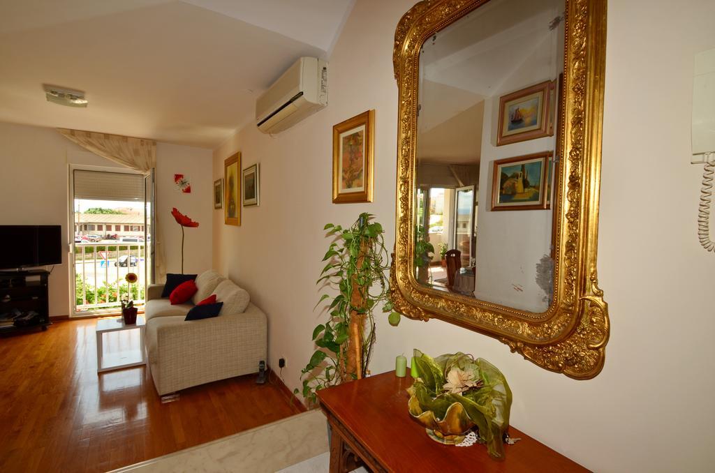 Apartment Mara Split Exterior photo